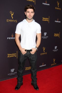 aktör Kristos Andrews 