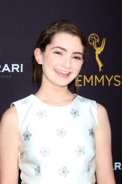 aktris Emily Robinson 