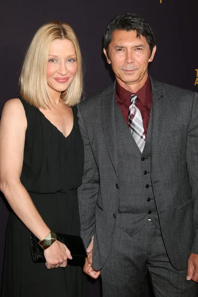 Yvonne Boismier Phillips, Lou Diamond Phillips — Stockfoto