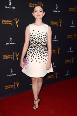 aktris Emily Robinson