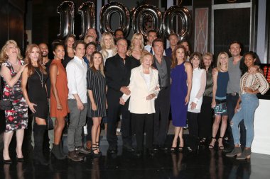 YNr dökme, Lee Bell özel yönergeler için kimlikleri bkz: 