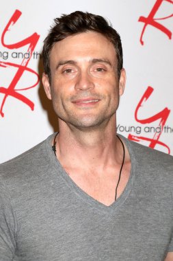 aktör Daniel Goddard