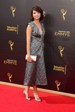 aktris Kate Micucci 