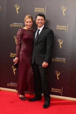 Yvonne Phillips, Lou Diamond Phillips