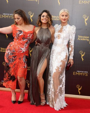 Kether Donohue, Vanessa Hudgens, Julianne Hough