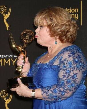 oyuncu Patrika Darbo