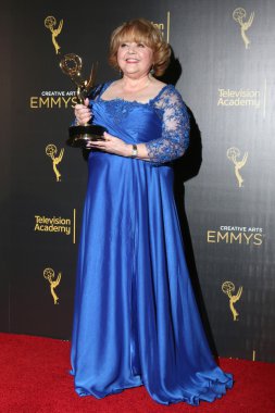 oyuncu Patrika Darbo