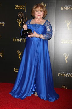 oyuncu Patrika Darbo