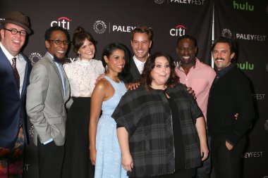 Chris Sullivan, Ron Cephas Jones, Mandy Moore, Susan Kelechi Watson, Justin Hartley, Chrissy Metz, Sterling K. Brown, Milo Ventimiglia