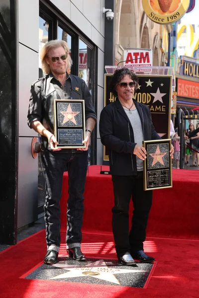 Dave Stewart, Daryl Hall, John Oates e o executivo musical Jerry Greenberg — Fotografia de Stock