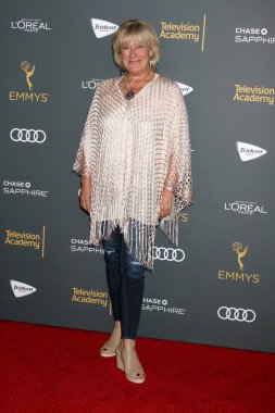 aktris Jayne Atkinson