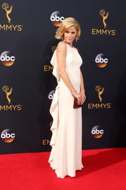 aktris julie bowen