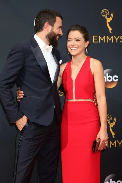 Tom Cullen, Tatiana Maslany — Fotografia de Stock