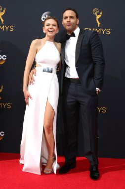 Daniel Sunjata, Aimee Teegarden