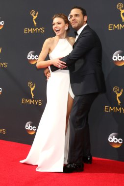 Daniel Sunjata, Aimee Teegarden