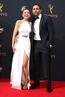 Daniel Sunjata, Aimee Teegarden