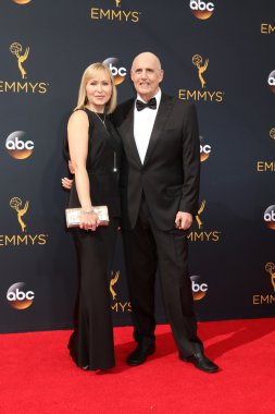Kasia Ostlun, Jeffrey Tambor