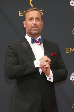 aktör Matt Iseman