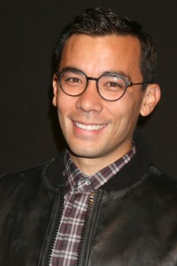 aktör Conrad Ricamora