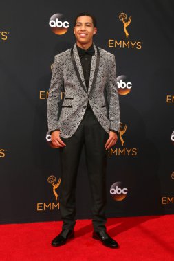 aktör Marcus Scribner