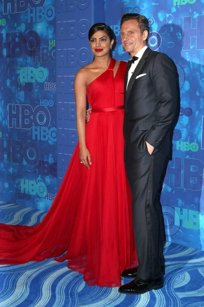 Tony Goldwyn, Priyanka Chopra — Stockfoto