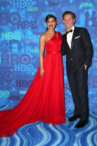 Tony Goldwyn, Priyanka Chopra — Stockfoto