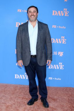 LOS ANGELES - 10 Haziran: Jeff Schaffer 10 Haziran 2021 'de Los Angeles, CA' da, Yunan Tiyatrosu 'nda ikinci sezon prömiyer gösteriminde