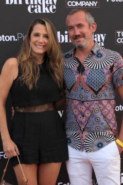 LOS ANGELES - 16 Haziran 2021 'de Beverly Hills, CA' de The Birthday Cake LA Premiere 'de James Tillman