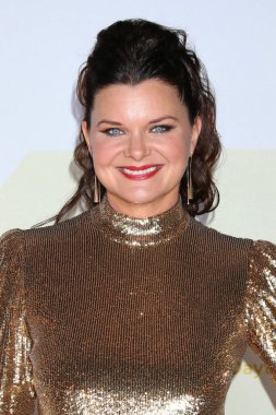LOS ANGELES - 12 Haziran, Heather Tom 48. Gündüz Emmy Ödülleri Basın Hattında - 12 Haziran, ATI Stüdyolarında 12 Haziran 2021, Burbank, CA