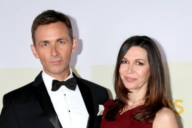 LOS ANGELES - 13 Haziran: James Patrick Stewart ve Finola Hughes 48. Gündüz Emmy Ödülleri Basın Hattında - 13 Haziran 2021 tarihinde Burbank, CA