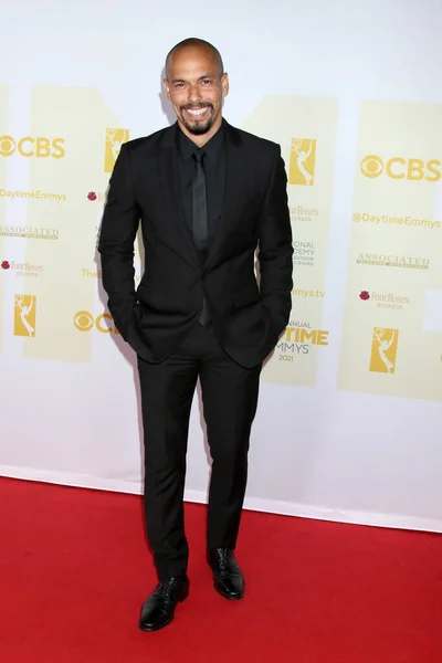 Los Angeles Jun Bryton James 48E Emmy Awards Press Line — Stockfoto