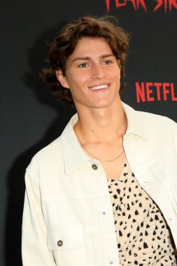 LOS ANGELES - 28 Haziran 2021 'de Brandon Spink Netflix' in Los Angeles 'taki Fear Street Triology Prömiyeri' nde 28 Haziran 2021 'de