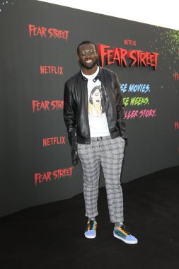 LOS ANGELES - 28 Haziran 2021 'de Los Angeles, CA' da Netflix 'in Fear Street Triology galasında Kojo Sarfo