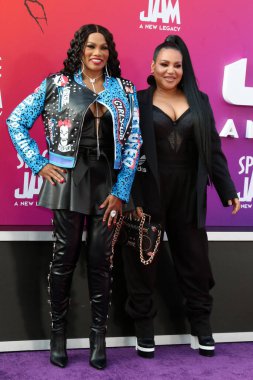 LOS ANGELES - 12 Temmuz, Sandra Denton, Cheryl James, Space Jam 'de Salt-N-Pepa: Microsoft Tiyatrosu' nda 12 Temmuz 2021 'de, Los Angeles, CA