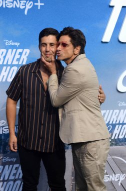 LOS ANGELES - 15 Temmuz 2021 'de Josh Peck, John Stamos Disney + 