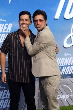 LOS ANGELES - 15 Temmuz 2021 'de Josh Peck, John Stamos Disney + 