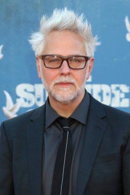 LOS ANGELES - 2 Ağustos 2021 'de Westwood, CA' da The Suicide Squad Premiere 'de James Gunn