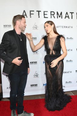 Shawn Ashmore, Ashley Greene, 3 Ağustos 2021 'de Westwood, CA' daki Landmark Tiyatrosu 'ndaki Aftermath galasında.