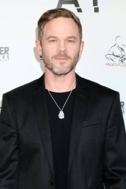 LOS ANGELES - 3 Ağustos 2021 'de Westwood, CA' daki Landmark Tiyatrosu 'ndaki Aftermath galasında Shawn Ashmore