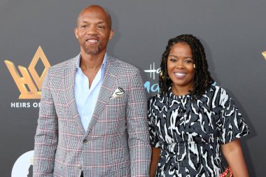 LOS ANGELES - 8 AUG: Tariq Walker, Malinda Williams, 8 Ağustos 2021 'de Marina Del Rey, CA