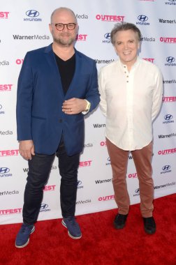 LOS ANGELES - 19 AUG: Charles Busch, Carl Andress 19 Ağustos 2021 'de Los Angeles, CA' da Amerika Yönetmenler Derneği 'nde 6.