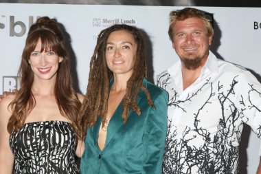 LOS ANGELES - SEP 19: Alexis Nelson, Chelle Cole, Glenn Kinzer Long Beach Catalina Film Festivali 'nde - Pazar - A Savannah Perili Kırmızı Halı ve Soru ve A, İskoç Rite Olay Merkezi' nde 19 Eylül 2021 'de, Long Beach, CA