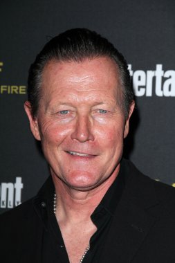 Robert patrickZoe saldano