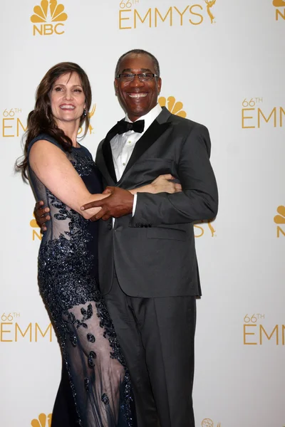 Nora Chavooshian, Joe Morton — Foto de Stock