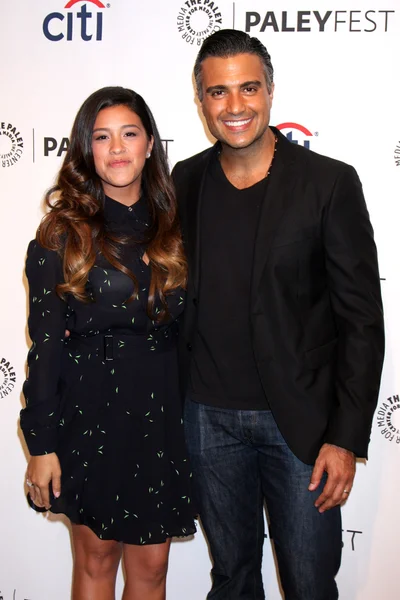 Gina Rodriguez, Jaime Camil — Stok fotoğraf