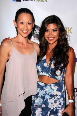Nicole Bilderback, Tiffany Panhilason