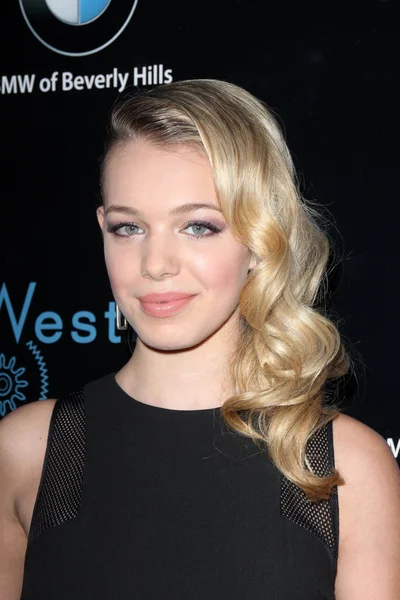 Sadie Calvano — Stockfoto