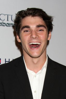 R.J. Mitte