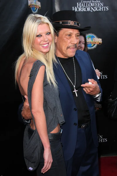 Tara Reid, Danny Trejo — Stock Photo, Image