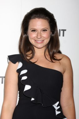 Katie Lowes